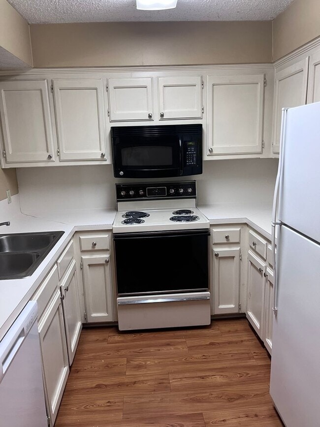 property at 5131 Nicholson Dr