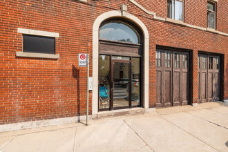 151 Abbott Av in Westmount, QC - Building Photo - Building Photo