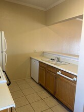 1020 Mockingbird Ln in Clovis, NM - Building Photo - Building Photo