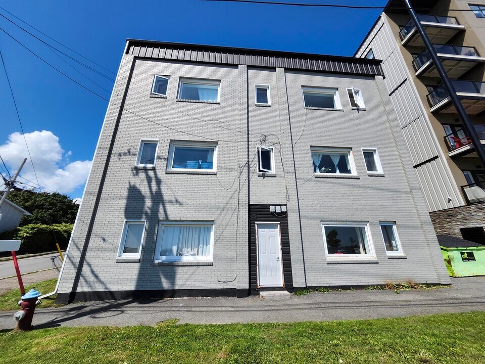 210 Canterbury St in Saint John, NB - Building Photo