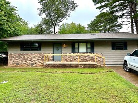 508 Mustang Dr in Heber Springs, AR - Building Photo