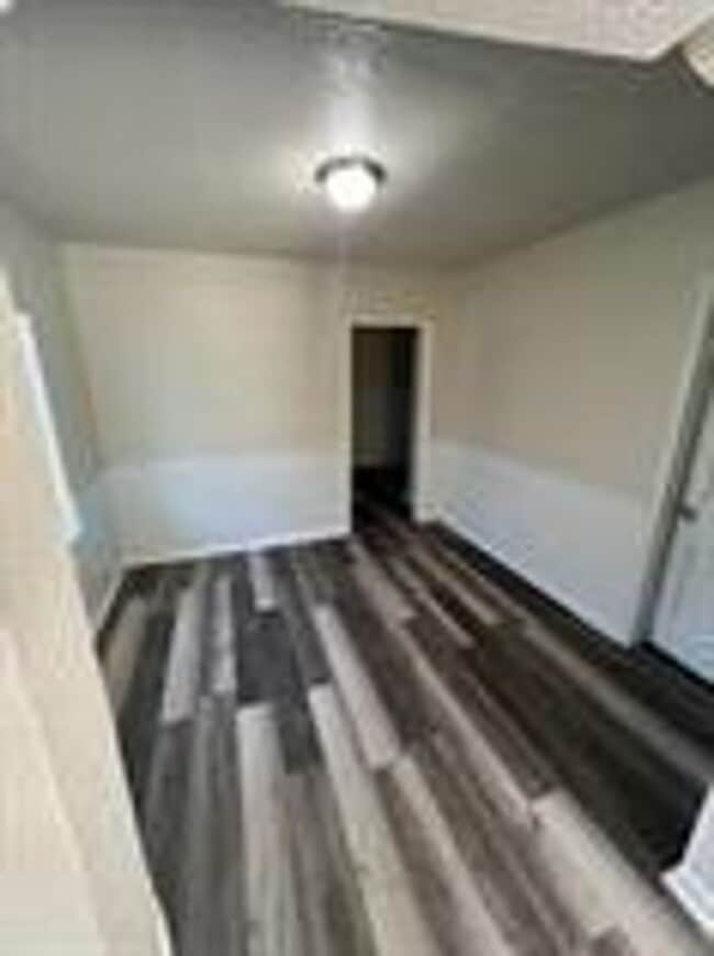 1727 NE 19th St in Oklahoma City, OK - Building Photo - Building Photo