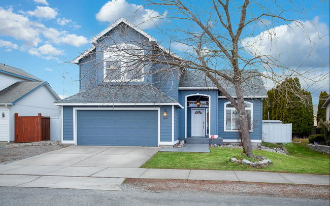 property at 1621 N Harmony Ln