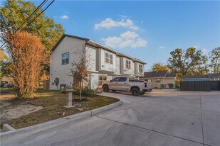 601 W 24th St, Unit 1 in Bryan, TX - Building Photo
