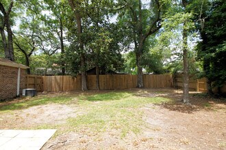 574 L'Ombre Cir NE in Fort Walton Beach, FL - Building Photo - Building Photo