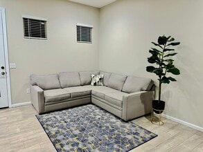 8060 S Desert Indigo Dr in Tucson, AZ - Building Photo - Building Photo