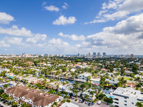 Aqua Mar in Fort Lauderdale, FL - Building Photo - Building Photo