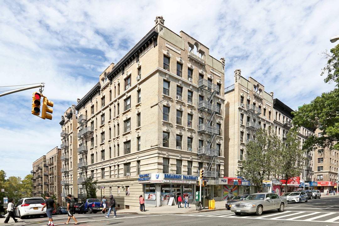 3621-3629 Broadway in New York, NY - Building Photo