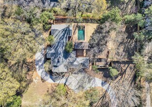 4679 Walnut Grove Rd in Memphis, TN - Building Photo - Building Photo