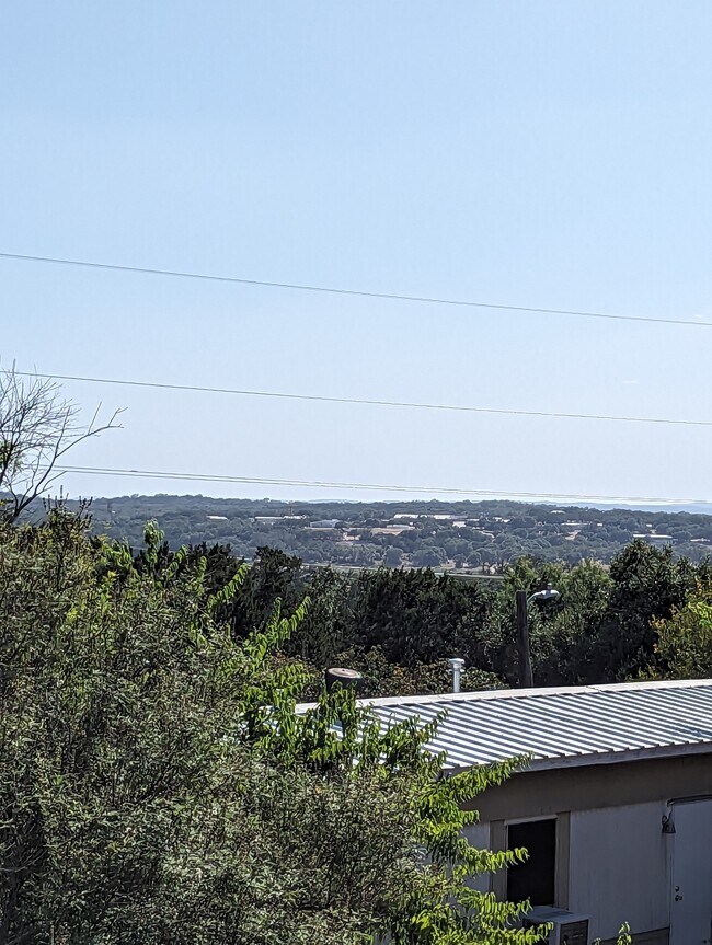 21442 Coyote Trail in Lago Vista, TX - Building Photo - Building Photo