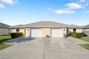 4208 SW 7th Pl in Cape Coral, FL - Building Photo