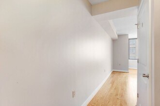 555 Massachusetts Ave NW in Washington, DC - Building Photo - Building Photo