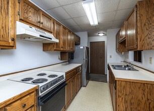 Block 6 Apartments in Fargo, ND - Foto de edificio - Building Photo