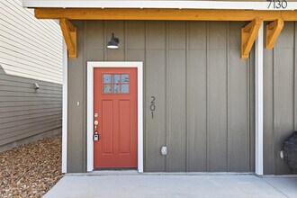 10239 Briarwood Nook in San Antonio, TX - Foto de edificio - Building Photo