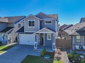 14385 99th Ave SE in Yelm, WA - Building Photo