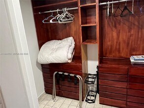 1342 Drexel Ave in Miami Beach, FL - Building Photo - Building Photo