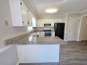 830 Larch Way in Salisbury, MD - Building Photo - Building Photo