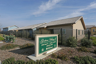 Goshen Village II in Visalia, CA - Building Photo - Building Photo