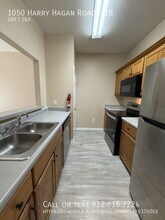 1050 Harry Hagan Rd in Pembroke, GA - Building Photo - Building Photo