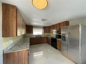 1657 N Chickasaw Trail in Orlando, FL - Building Photo - Building Photo