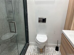 417 W Hudson St in Long Beach, NY - Building Photo - Building Photo