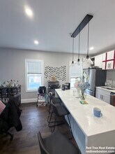 156 Hillside St in Boston, MA - Building Photo - Building Photo