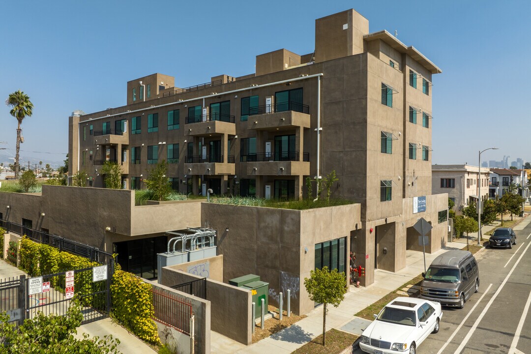 Venice Luxury Apartments in Los Angeles, CA - Foto de edificio