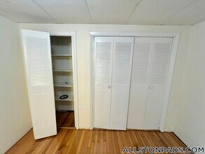 1133 Commonwealth Ave in Boston, MA - Building Photo - Building Photo