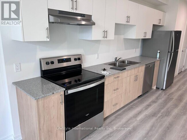 181 Elmira Rd S in Guelph, ON - Building Photo - Building Photo