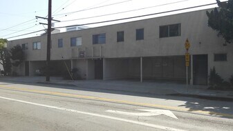 11290 Ohio Ave, Unit 13 in Los Angeles, CA - Building Photo