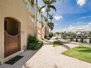 1564 Island Cove Rd in Fort Pierce, FL - Building Photo - Building Photo