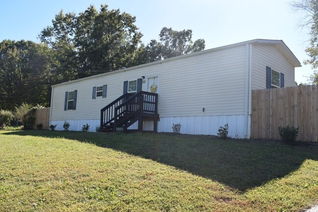 property at 90 Pine Ridge Dr