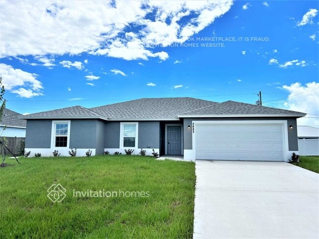 2482 SW Fair Isle Rd in Port St. Lucie, FL - Building Photo - Building Photo