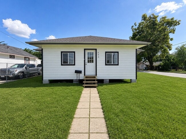 400 W Republic St