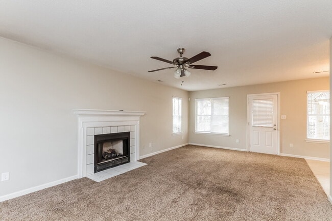 3664 Stonefield St SW in Concord, NC - Building Photo - Building Photo