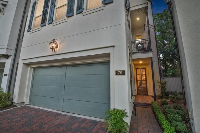 70 Wooded Park Pl in Spring, TX - Foto de edificio - Building Photo