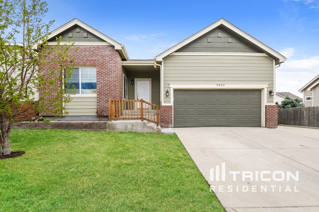 9836 Harris St in Thornton, CO - Building Photo