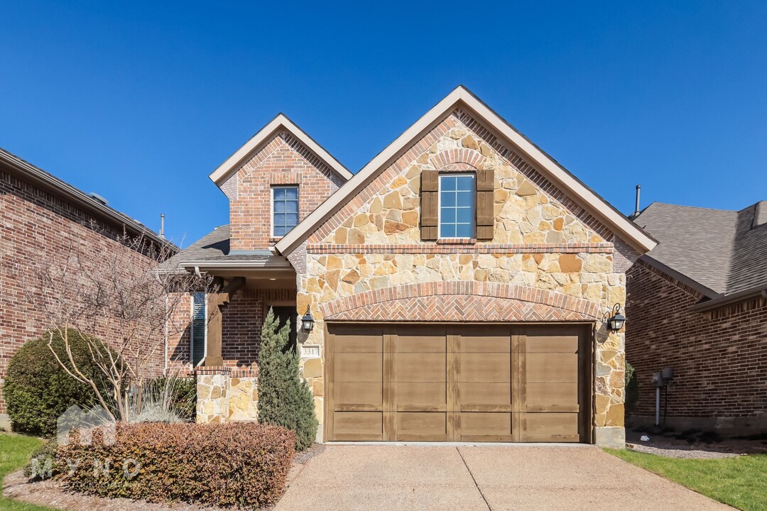 3317 Damsel Sauvage Ln in Lewisville, TX - Building Photo