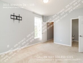 3015 Winston Dr in Burlington, NC - Building Photo - Building Photo