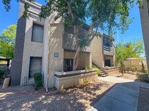 80 W Maryland Ave in Phoenix, AZ - Building Photo - Building Photo