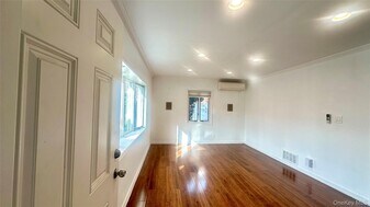 73-63 198th St in Queens, NY - Building Photo