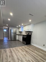 74 Cavehill Crescent in Toronto, ON - Building Photo - Building Photo