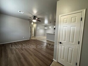 1316 Garden Gate Dr in Yukon, OK - Building Photo - Building Photo