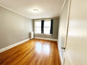 1608 Commonwealth Ave, Unit #10 in Boston, MA - Foto de edificio - Building Photo