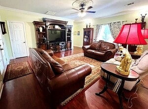 17539 Morales Ln in Livingston, LA - Building Photo - Building Photo