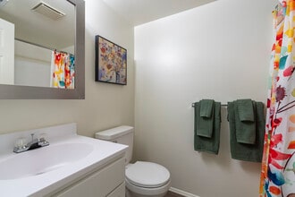 Mill Creek Apartments in Clio, MI - Foto de edificio - Interior Photo