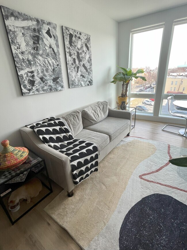 5230 Georgia Ave NW, Unit 403 in Washington, DC - Building Photo - Building Photo