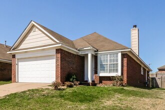 4550 Cedar Leaf Cove in Memphis, TN - Building Photo - Building Photo