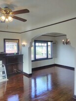 128 Falcon Ave in Long Beach, CA - Building Photo