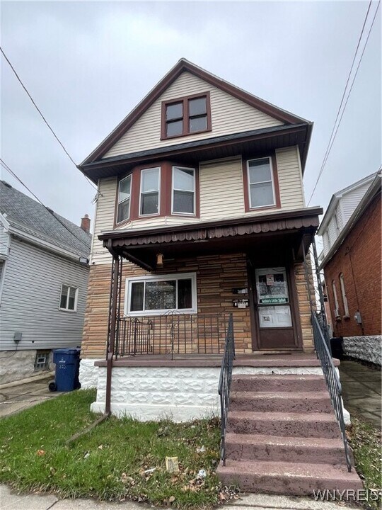 226 Longnecker St in Buffalo, NY - Building Photo